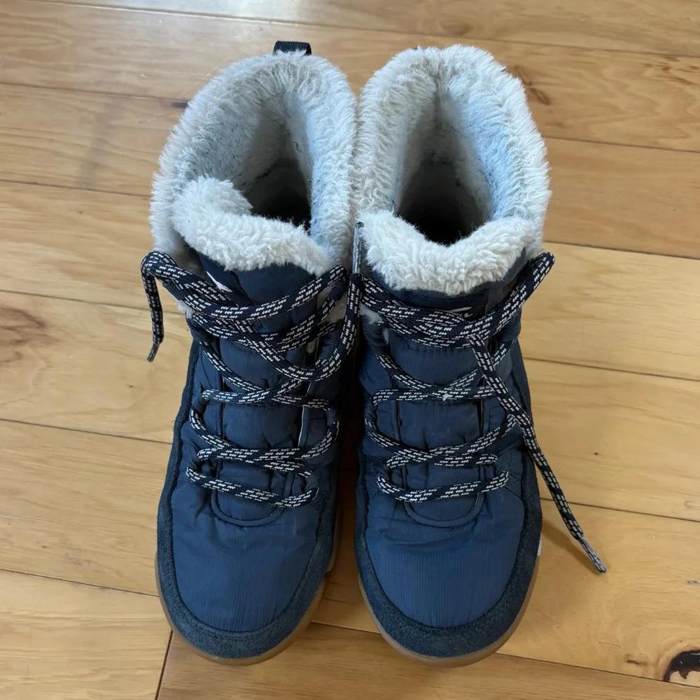 SOREL Whitney Flurry II Snow Boots Womens Sz 7 Navy Waterproof Ankle Bootie